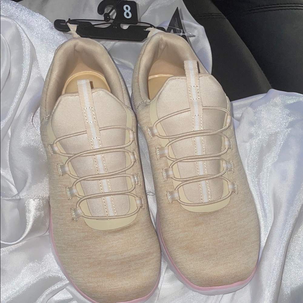 Athletic Women's Cream Slip On Sneakers Size 8 New